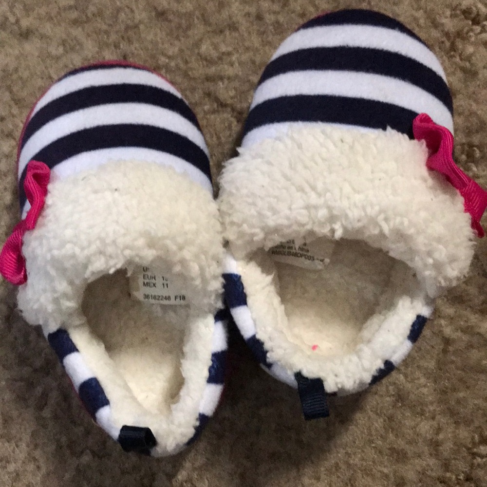 Girl shoes